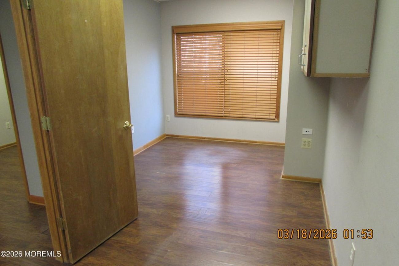 388 Lakehurst Rd, Toms River, NJ à louer Photo intérieure- Image 1 de 10