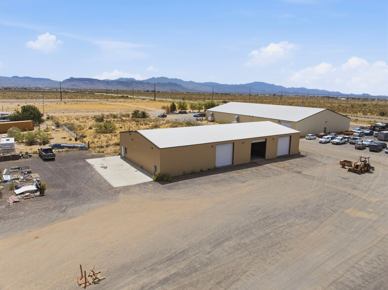 1125 N Lowell Rd, Golden Valley, AZ for lease - Building Photo - Image 2 of 17
