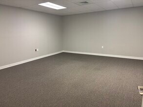502 Capital Cir SE, Tallahassee, FL for lease Interior Photo- Image 2 of 8