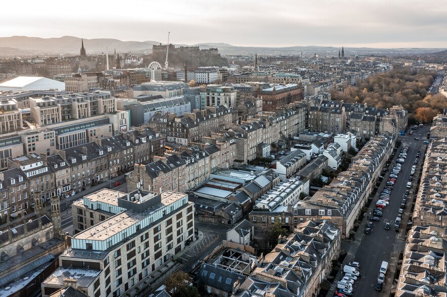 11-13 York Ln, Edinburgh à vendre - Photo du bâtiment - Image 2 de 17