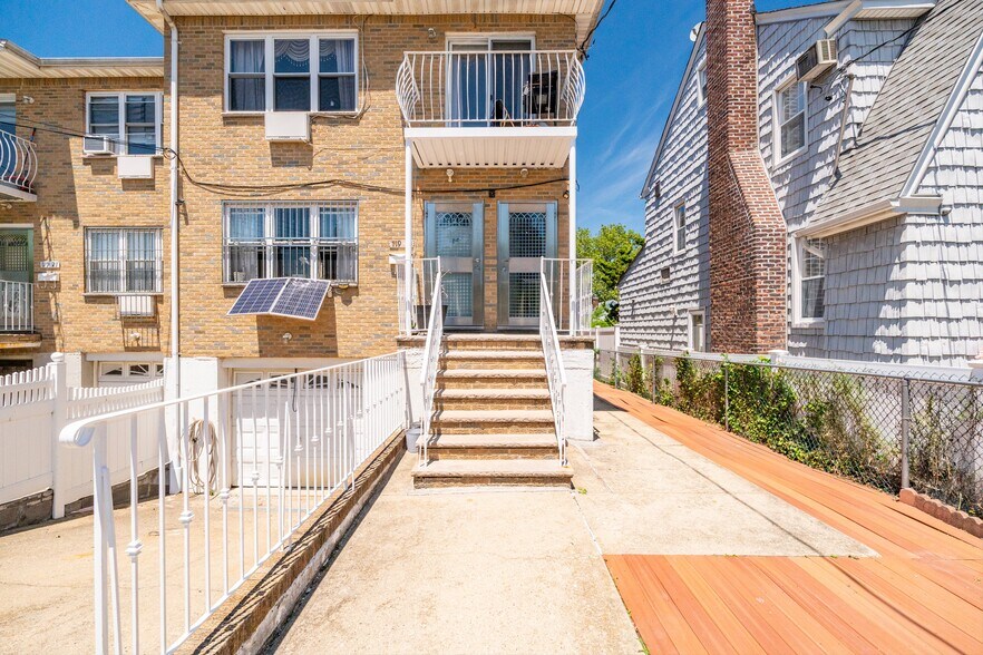11923 7th Ave, College Point, NY for sale - Building Photo - Image 2 of 76