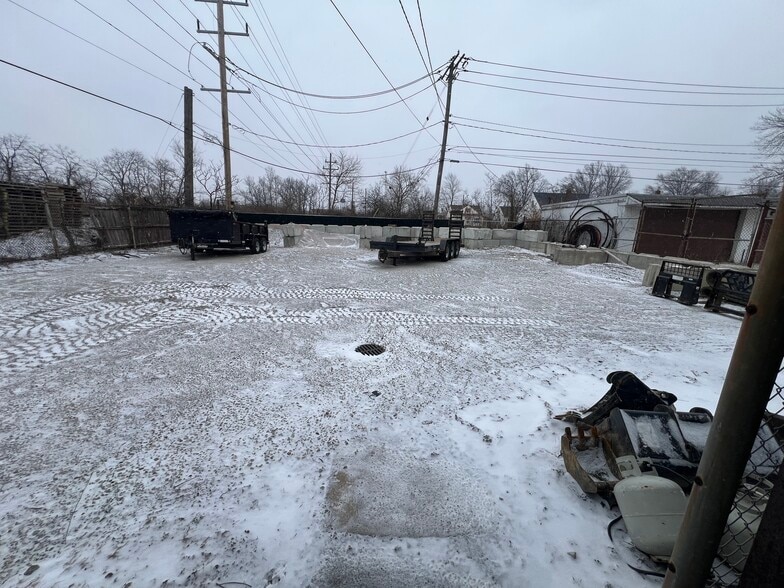 1211 E 286th St, Euclid, OH for sale - Building Photo - Image 2 of 13