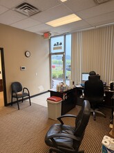 14503 Grover St, Omaha, NE for lease Interior Photo- Image 2 of 11