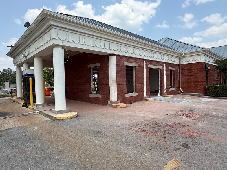 9044 Madison Blvd, Madison, AL à louer - Photo du bâtiment - Image 2 de 3