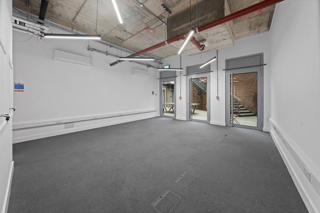 566 Cable St, London for lease Building Photo- Image 1 of 5