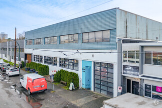 Plus de détails pour 1370 E Georgia St, Vancouver, BC - Industriel à vendre