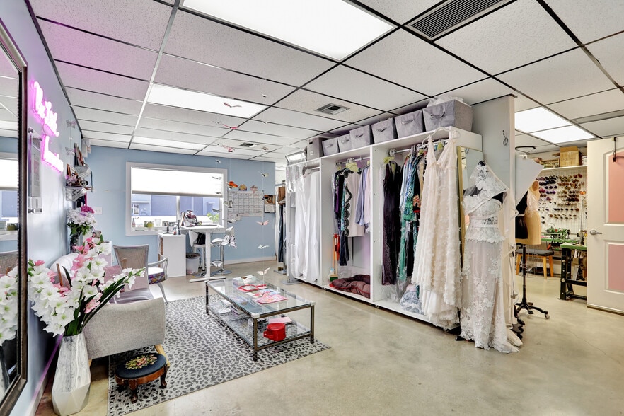 311 E Prospect Rd, Oakland Park, FL à vendre - Photo intérieure - Image 2 de 19