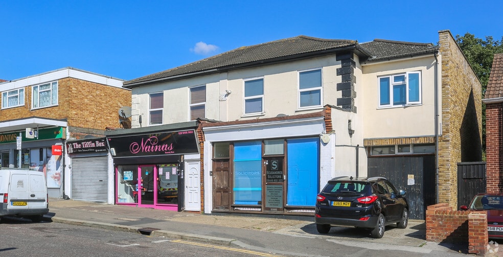 130 Snakes Ln, Woodford Green à louer - Photo du bâtiment - Image 2 de 2