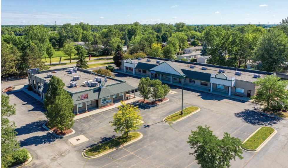70920-71340 Van Dyke Rd, Bruce Township, MI à louer - Photo du bâtiment - Image 3 de 7