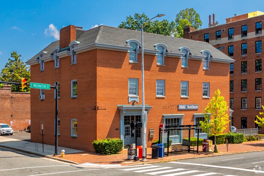 300 S Washington St, Alexandria, VA à louer - Photo du bâtiment - Image 2 de 3