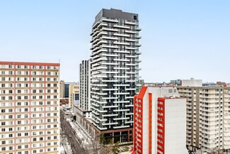 Plus de détails pour 11130 86 Av NW, Edmonton, AB - Commerce de détail à louer