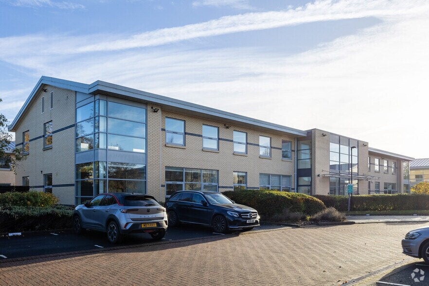 6060 Knights Court, Solihull Parkway, Birmingham à louer - Photo du bâtiment - Image 2 de 3