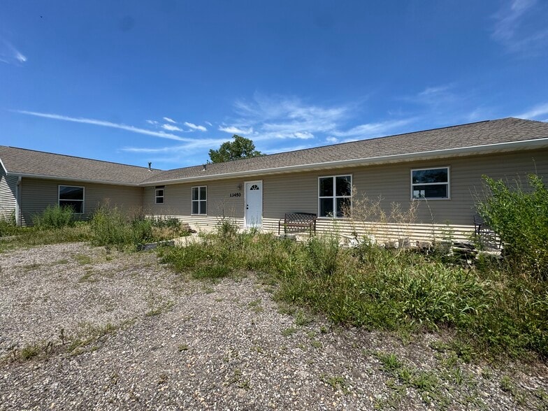13450 S Topeka Ave, Carbondale, KS for sale - Primary Photo - Image 1 of 37