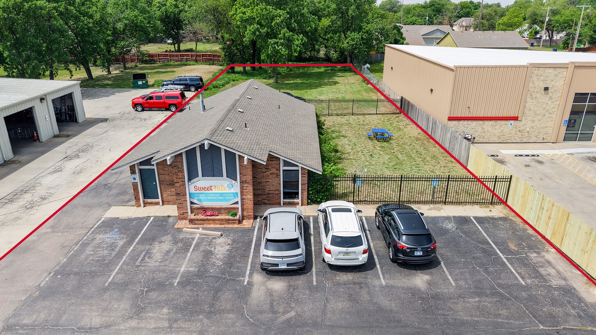 231 N West St, Wichita, KS for sale Primary Photo- Image 1 of 12