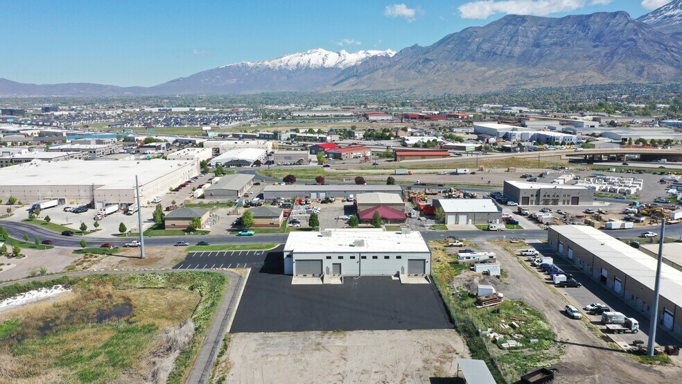 1287 W 300 S, Lindon, UT à louer - Photo du bâtiment - Image 2 de 22