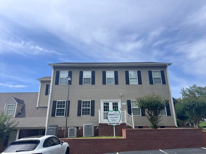 10 Accountants Cir, Seneca, SC for lease - Primary Photo - Image 3 of 3
