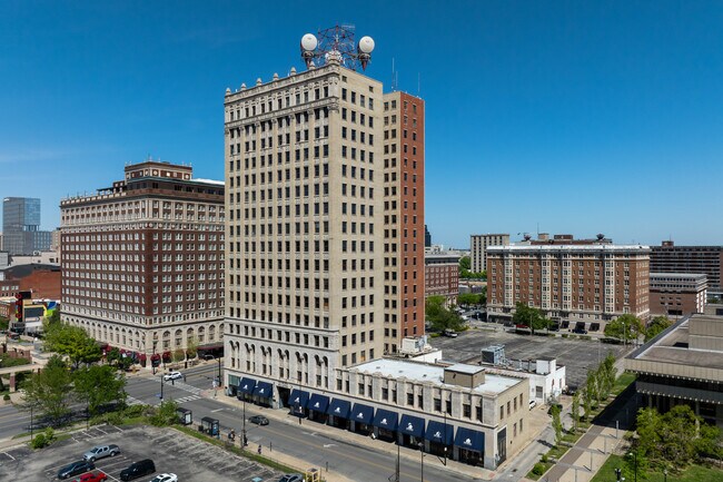 More details for 332 W Broadway, Louisville, KY - Office for Sale