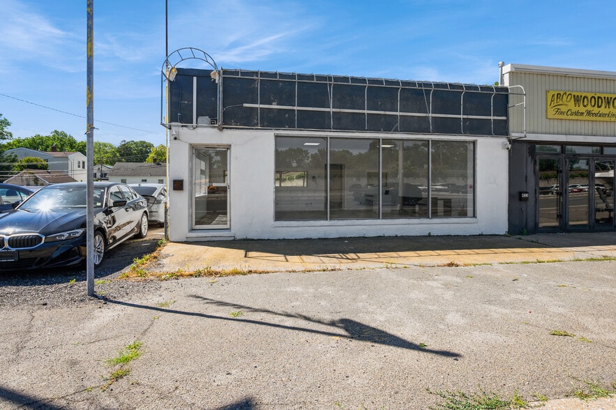 2846 Sunrise Hwy, Bellmore, NY for sale - Building Photo - Image 2 of 34