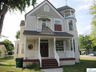 More details for 804 S 4th St, Saint Peter, MN - Multifamily for Sale