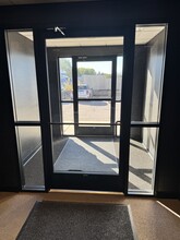 650 Dodge Ave NW, Elk River, MN for lease Interior Photo- Image 2 of 10