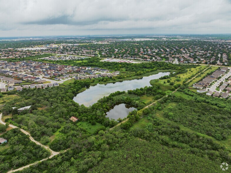 7380 Binz Engleman Rd, Converse, TX à vendre - Aérien - Image 2 de 2