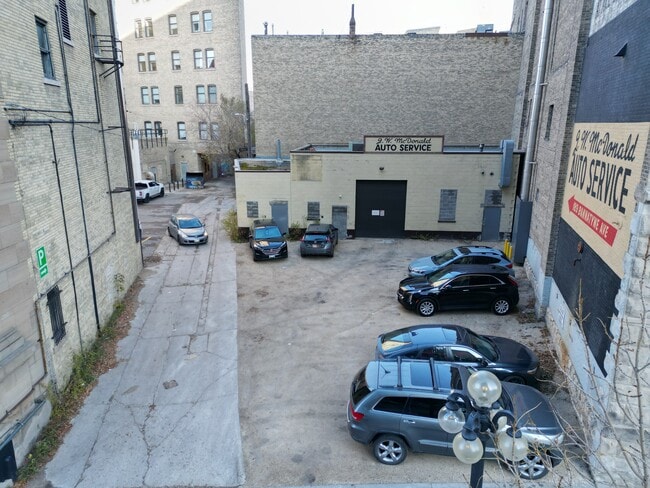 More details for 189 Bannatyne Av, Winnipeg, MB - Industrial for Sale