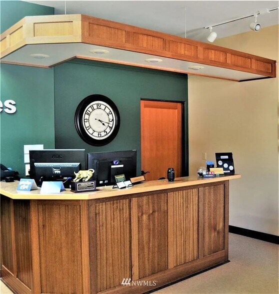 214 Pine St, Okanogan, WA à vendre - Photo du bâtiment - Image 3 de 11