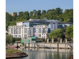 Plus de détails pour 18 Rue Troyon, Sèvres - Bureau à louer