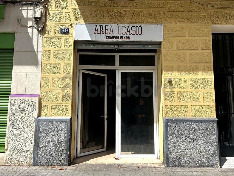 Retail in Barcelona, Barcelona for lease - Building Photo - Image 2 of 7