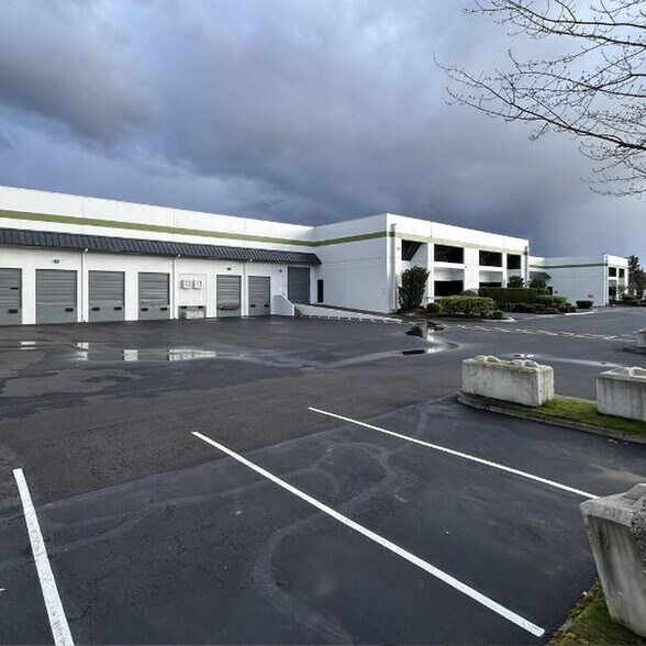 510-550 Andover Park W, Tukwila, WA à louer - Photo du bâtiment - Image 3 de 15