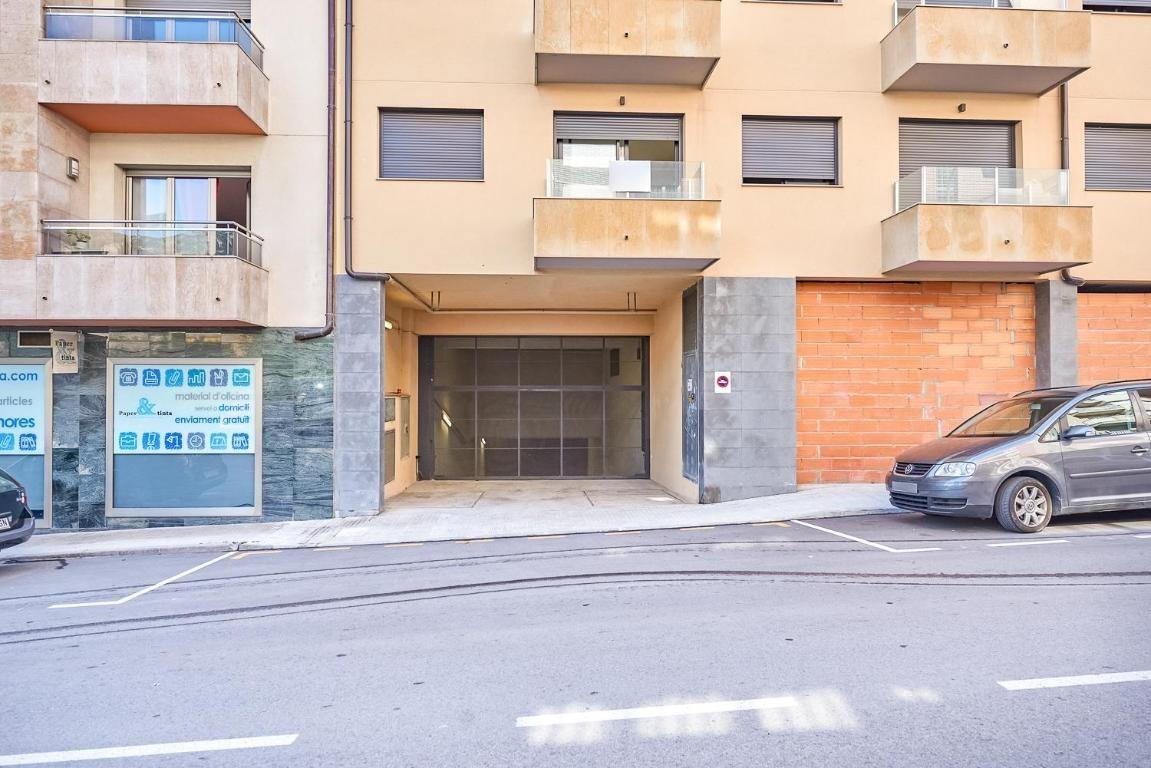 Immeuble residentiel dans Berga, Barcelona à vendre Photo intérieure- Image 1 de 2