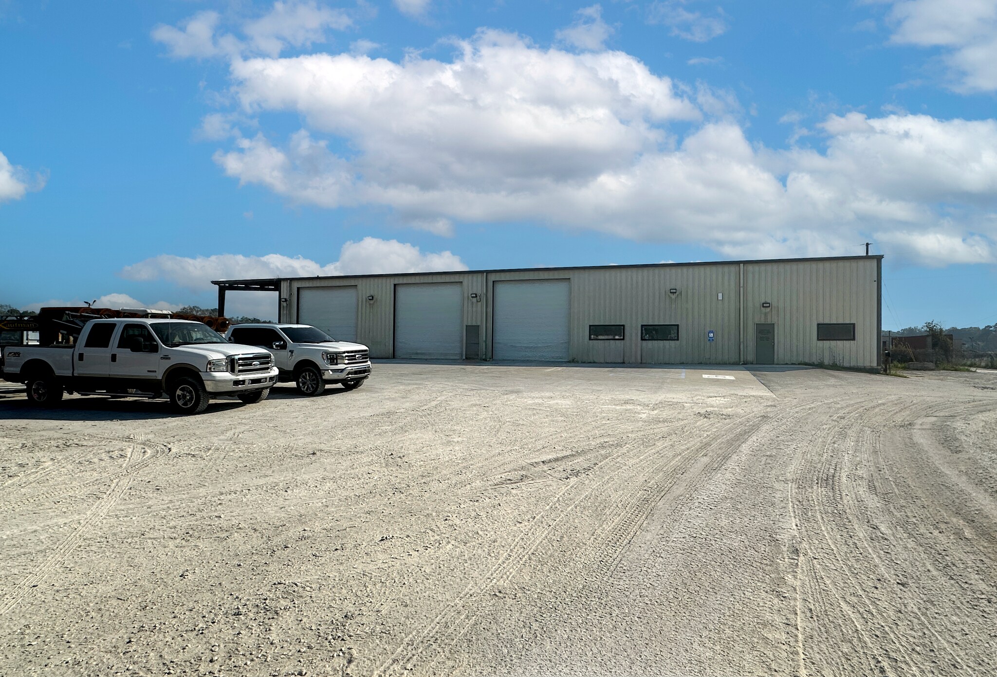 4898 Old Louisville Rd, Savannah, GA for lease Building Photo- Image 1 of 4