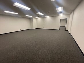 12362 Beach Blvd, Stanton, CA for lease Lobby- Image 2 of 8