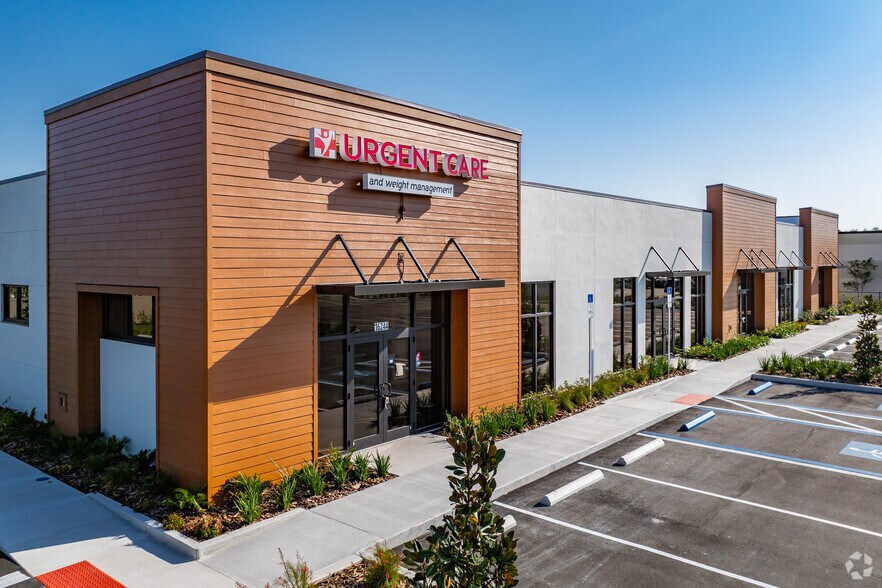 16232 Redstone Wy, Odessa, FL à louer - Photo du bâtiment - Image 3 de 15