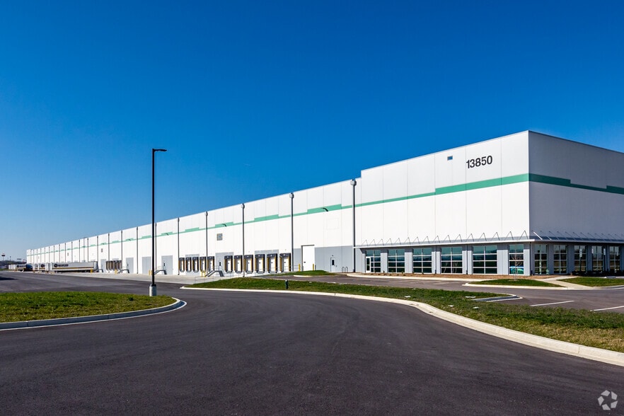 18245 Showalter Rd, Hagerstown, MD à louer - Photo du bâtiment - Image 3 de 5