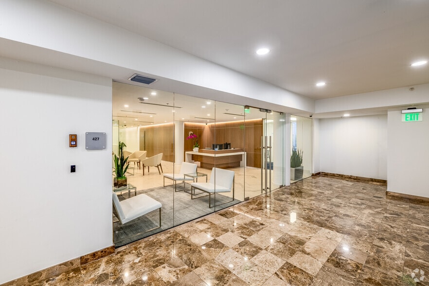 780-782 NW 42nd Ave, Miami, FL à louer - Photo intérieure - Image 2 de 20
