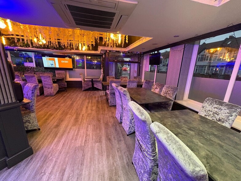 47-49 Spring Grove Rd, Hounslow for sale - Building Photo - Image 2 of 13