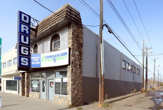 More details for 12418 118th Ave NW, Edmonton, AB - Retail for Sale