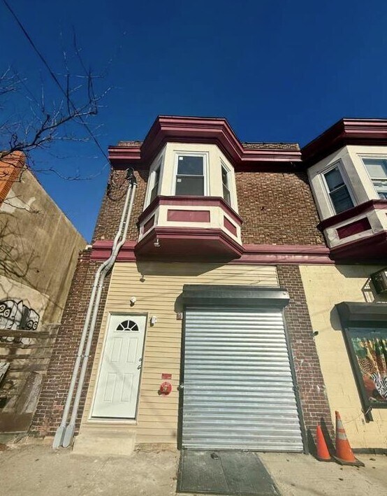 1331 S 49th St, Philadelphia, PA for sale Primary Photo- Image 1 of 3