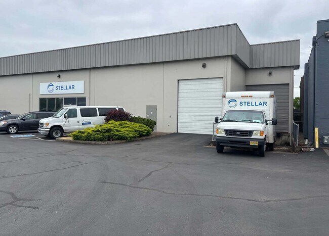 Plus de détails pour 1128 S Commercial Way SE, Albany, OR - Industriel à louer
