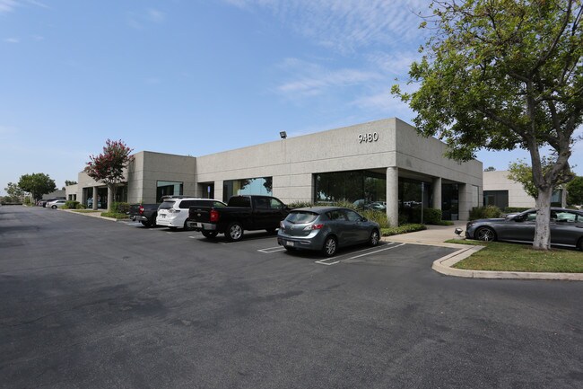 Plus de détails pour 9480 Utica Ave, Rancho Cucamonga, CA - Local d'activités à louer