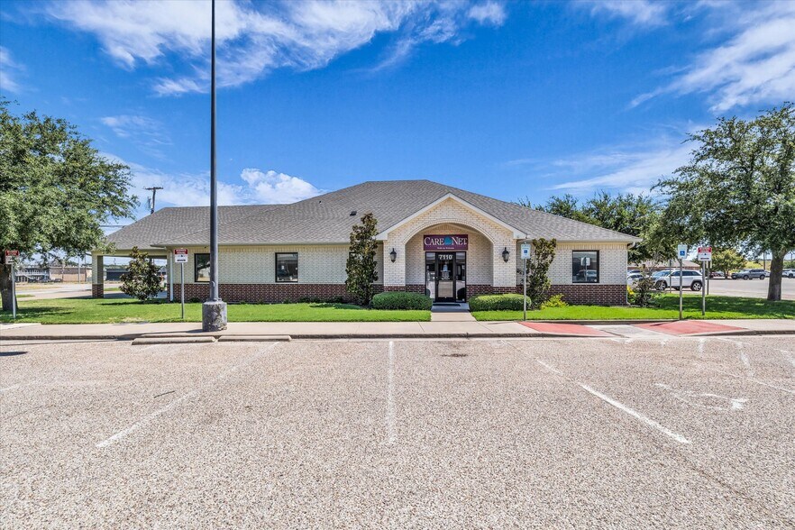 7110 Sanger Ave, Waco, TX à louer - Photo principale - Image 1 de 11