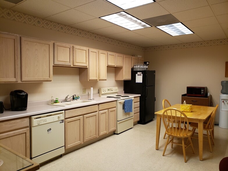 1402 Columbus St, Ottawa, IL à louer - Photo intérieure - Image 3 de 5