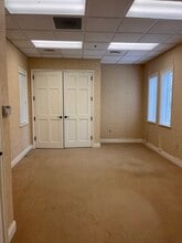 11450 SE Dixie Hwy, Hobe Sound, FL for lease Interior Photo- Image 1 of 5