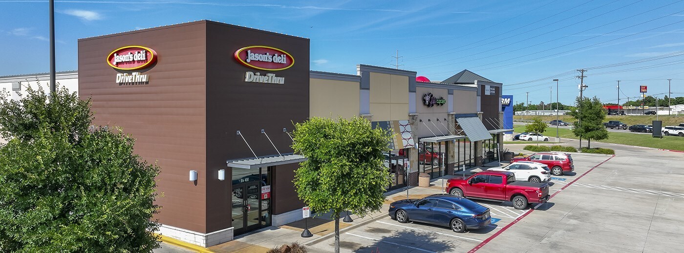 905 N Highway 67, Cedar Hill, TX à vendre Photo du bâtiment- Image 1 de 1