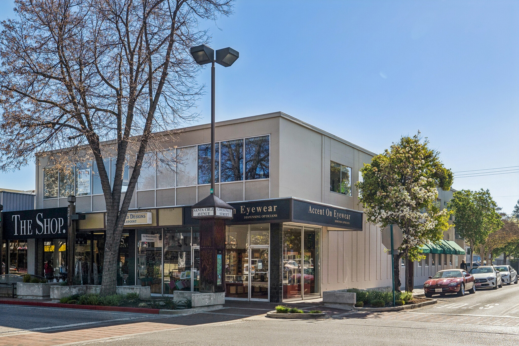 725-729 Santa Cruz Ave, Menlo Park, CA for sale Primary Photo- Image 1 of 12