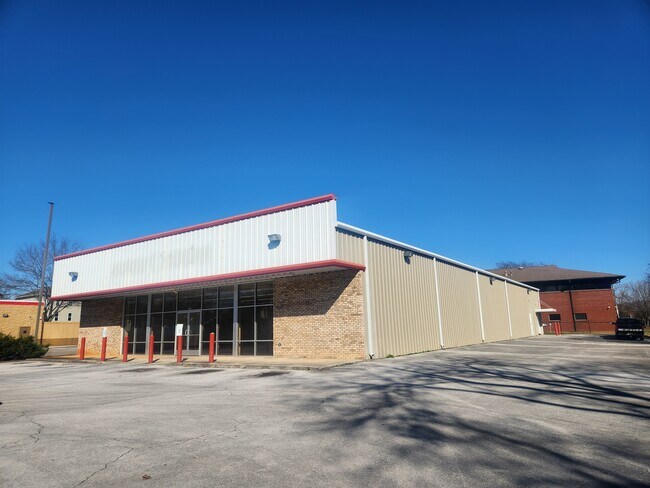 More details for 3321 Triana Blvd SW, Huntsville, AL - Retail for Sale