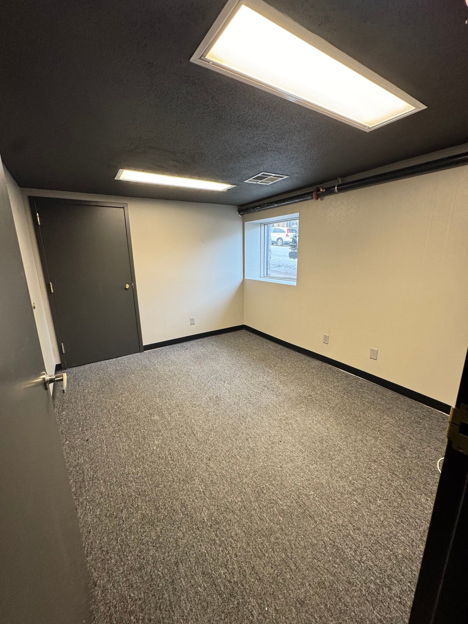 1 W Mountain St, Fayetteville, AR à louer Photo intérieure- Image 1 de 1