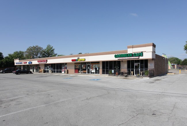More details for 1000-1012 Webb Chapel Rd, Carrollton, TX - Retail for Lease