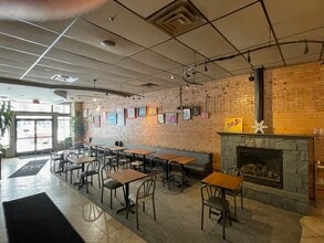 208 S Washington Sq, Lansing, MI à louer Photo intérieure- Image 2 de 14